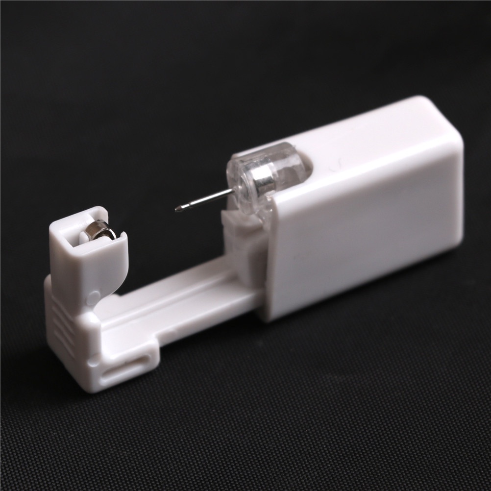 Bộ Dụng Cụ Đục Lỗ Tai An Toàn 0 0 0 0