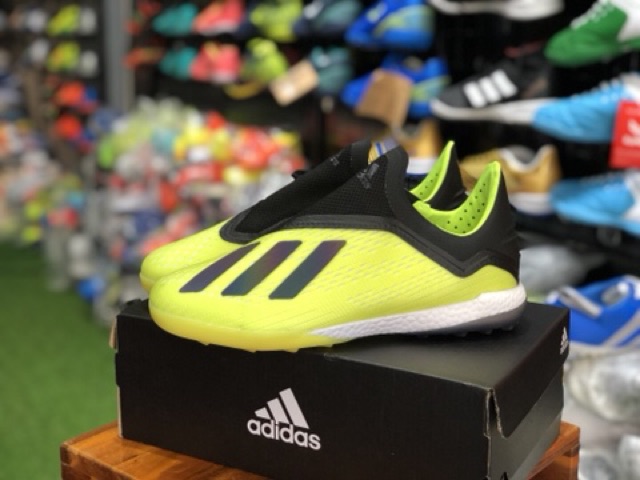 Giày BĐ X18+ Không dây TF