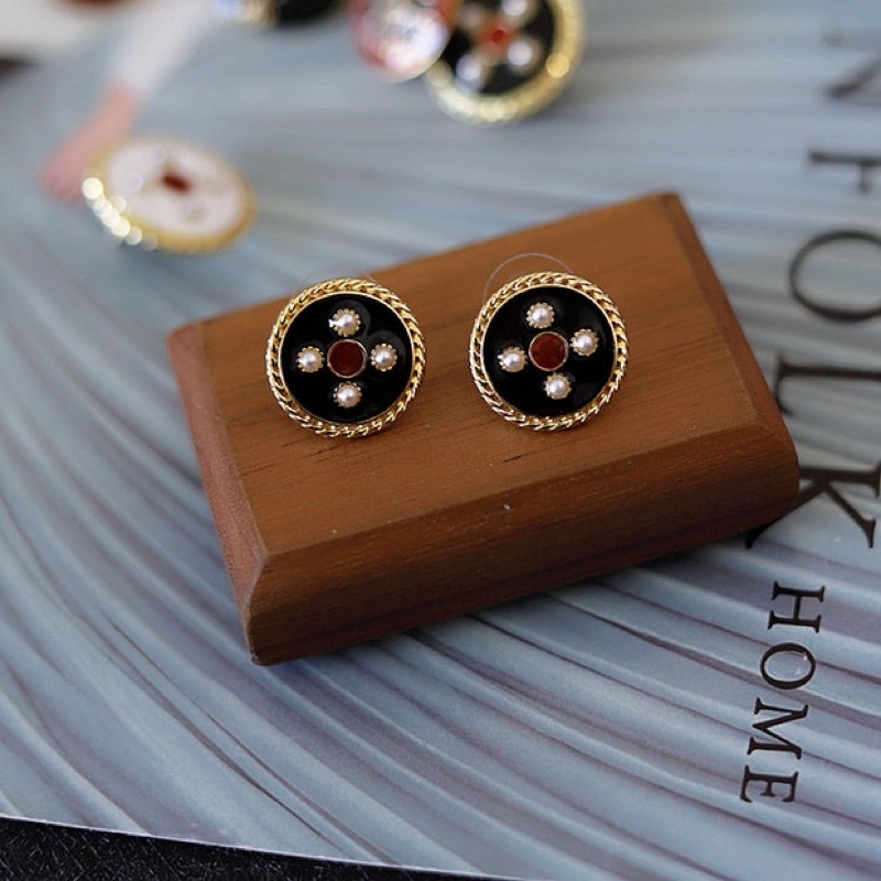 Hoa tai retro phong cách thập niên 90 - Maben