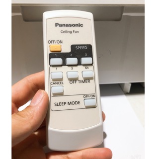 Điều khiển quạt Trần panasonic 4 cánh