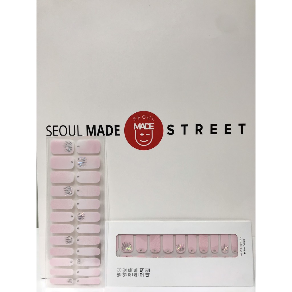 Móng gel dán tay Hernine kết cấu hạt thủy tinh không độc, có thể dùng tới hơn 1 tuần