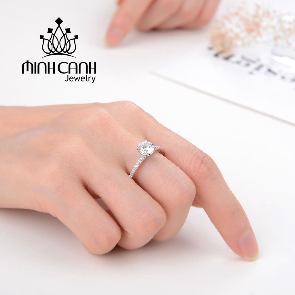 Nhẫn Bạc Minh Canh Jewelry 4 Chấu Viền Đá