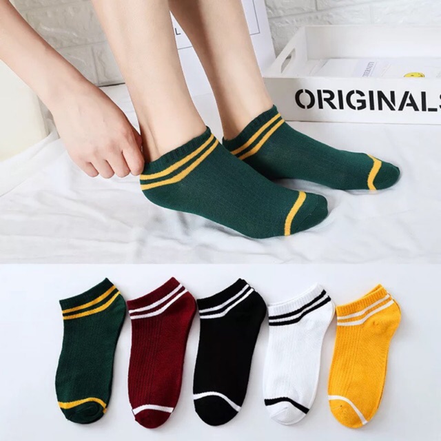 Tất cổ ngắn viền sọc