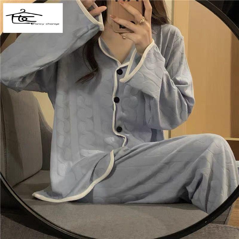 Áo Sơ Mi Lụa Lạnh Tay Dài Cổ Bẻ Viền Lượn Sóng Màu Xanh Dương Lì Mát Mẻ Bán Chạy-S