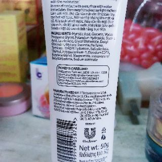 Sữa rửa mặt Pond's ngừa mụn 50g
