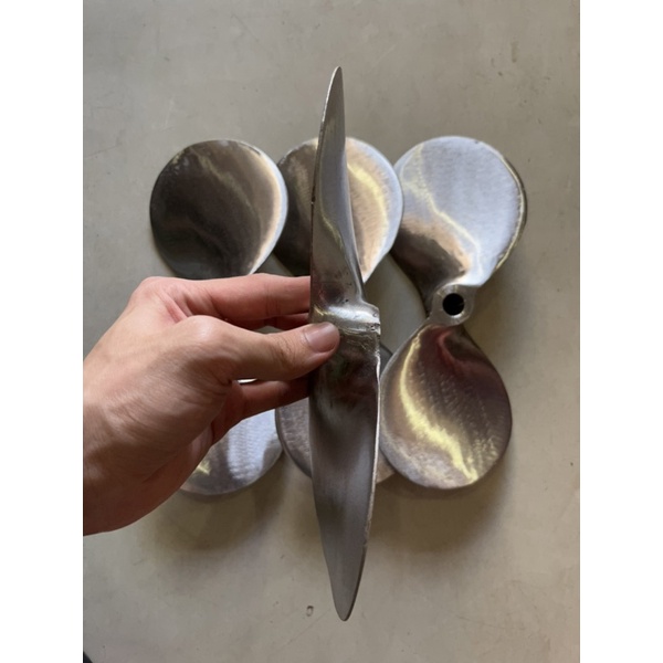 Chân vịt inox bơm nước 2 tấc 6 chân vịt inox 2 cánh máy dầu