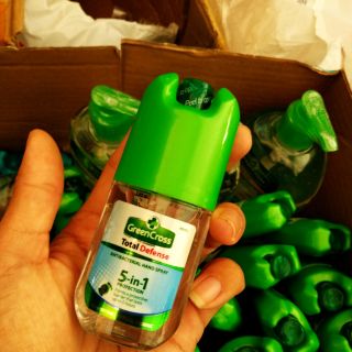 NƯỚC RỬA TAY KHÔ DẠNG XỊT - GREEN CROSS