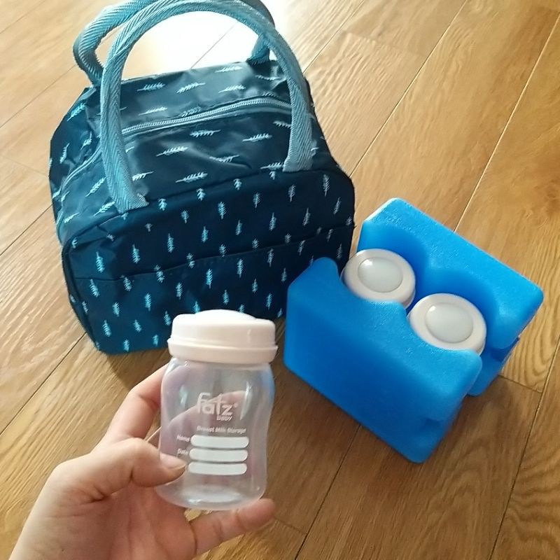 Combo 1 túi giữ nhiệt + 2 thanh đá 2 sóng