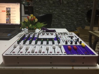 MIXER YAMAHA M9 (99 hiệu ứng)