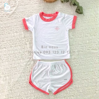 Bộ Nous cài vai cộc trắng hồng cam