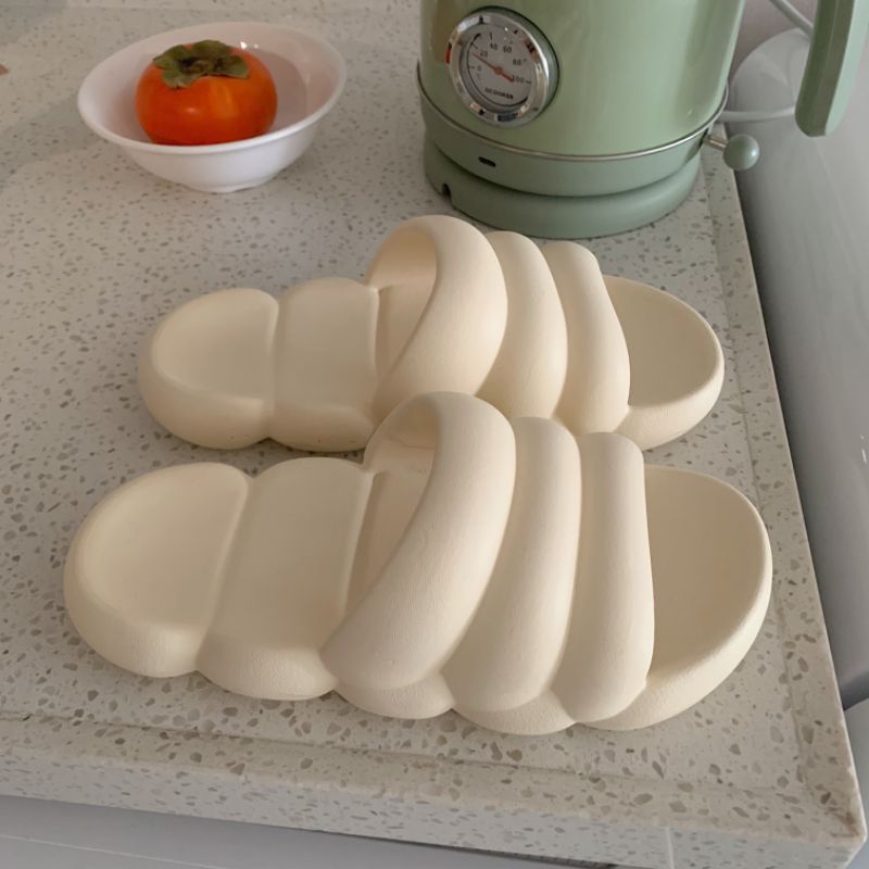 (có sẵn) Dép bánh mì hình con sâu (có ảnh thật)