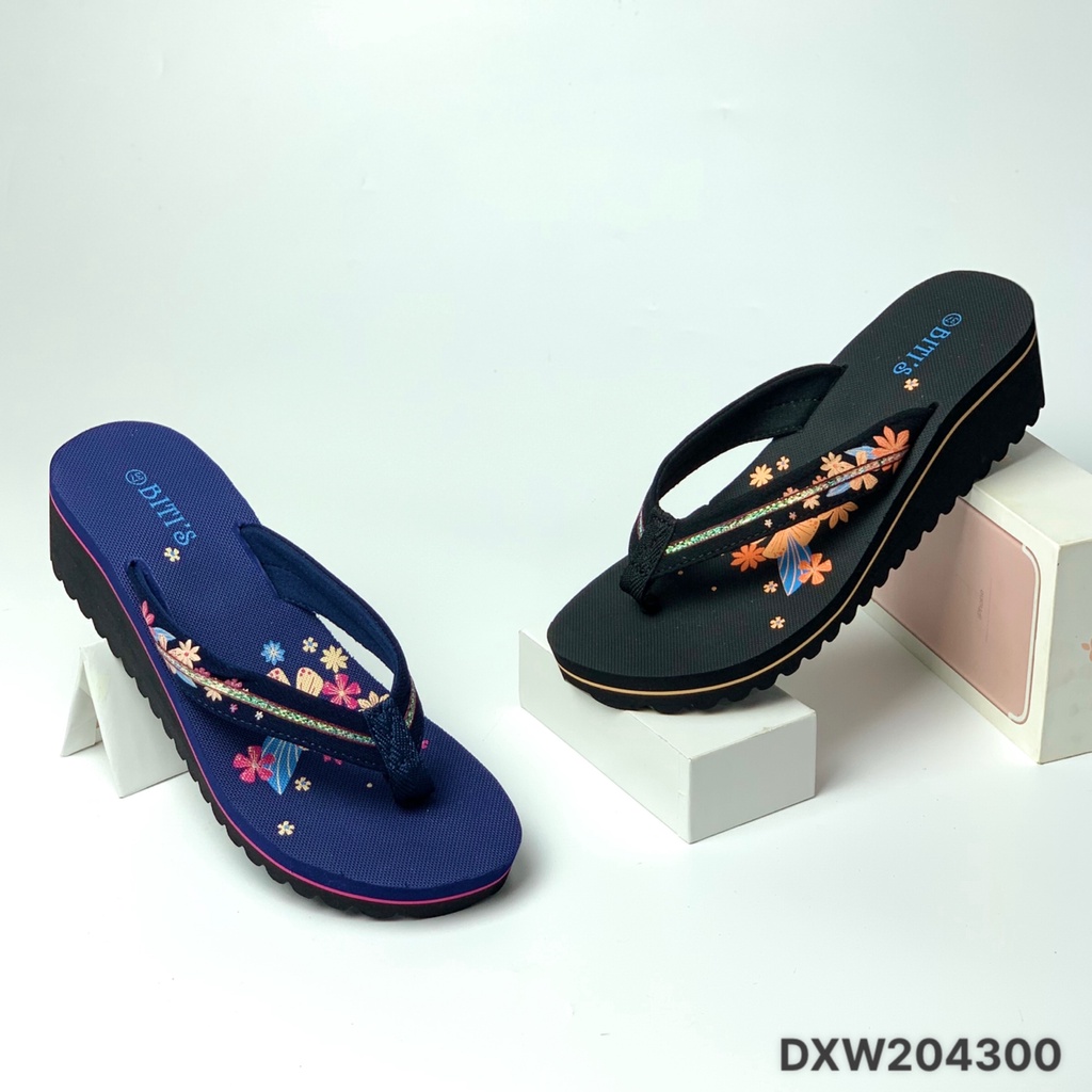 Dép nữ BlTIS ❤️FREESHIP❤️ Dép kẹp xỏ ngón quai vải đế hoa xốp ép cao su DXW204300