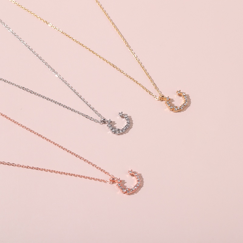 Vòng cổ mặt hình trăng khuyết thời trang cho bạn thân