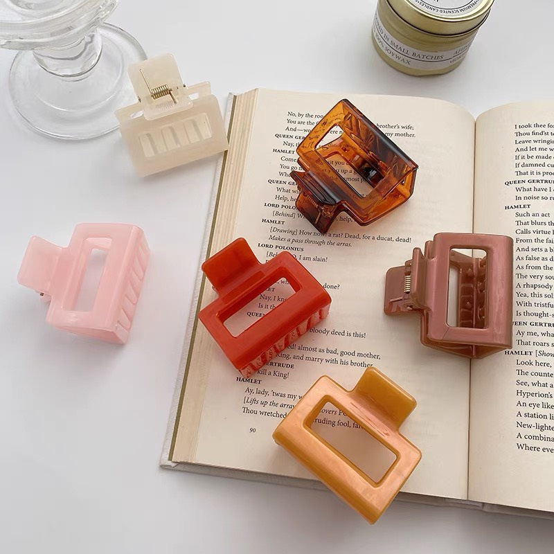 Kẹp tóc nhựa vuông nhám 6cm đủ màu dễ thương