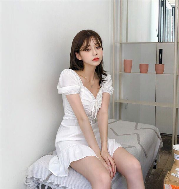 ĐẦM VÁY TRẮNG DÂY NƠ NGỰC CHÂN BÈO