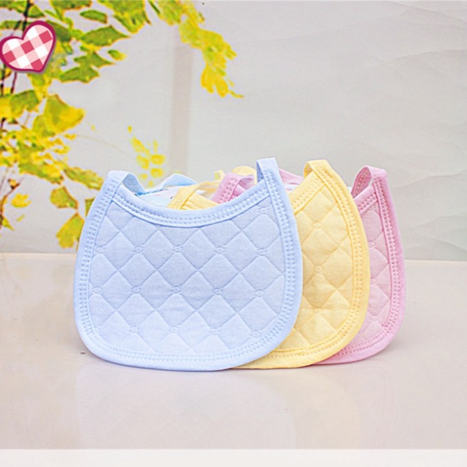 Yếm cotton màu trơn thấm hút tốt cho bé
