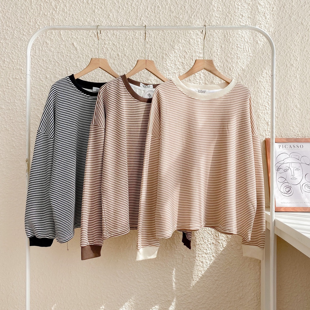 [HÀNG CÓ SẴN] Áo nỉ dài tay nữ May Boutique áo nỉ oversize kẻ ngang ABS21H_110.061 | BigBuy360 - bigbuy360.vn