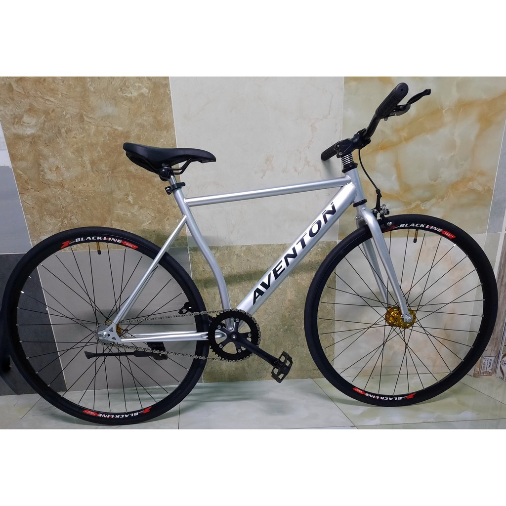 Xe đạp Fixed gear mới 100% bảo hành 1 năm.