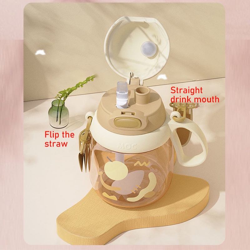 Bình Nước Dung Tích Lớn Có Ống Hút Tiện Lợi Cho Trẻ Em