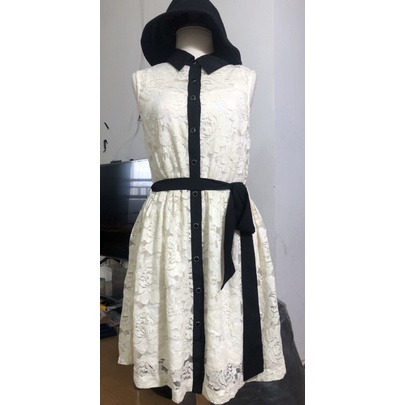 Đầm ren màu mỡ gà  2 kiểu trượt sang để xem mẫu