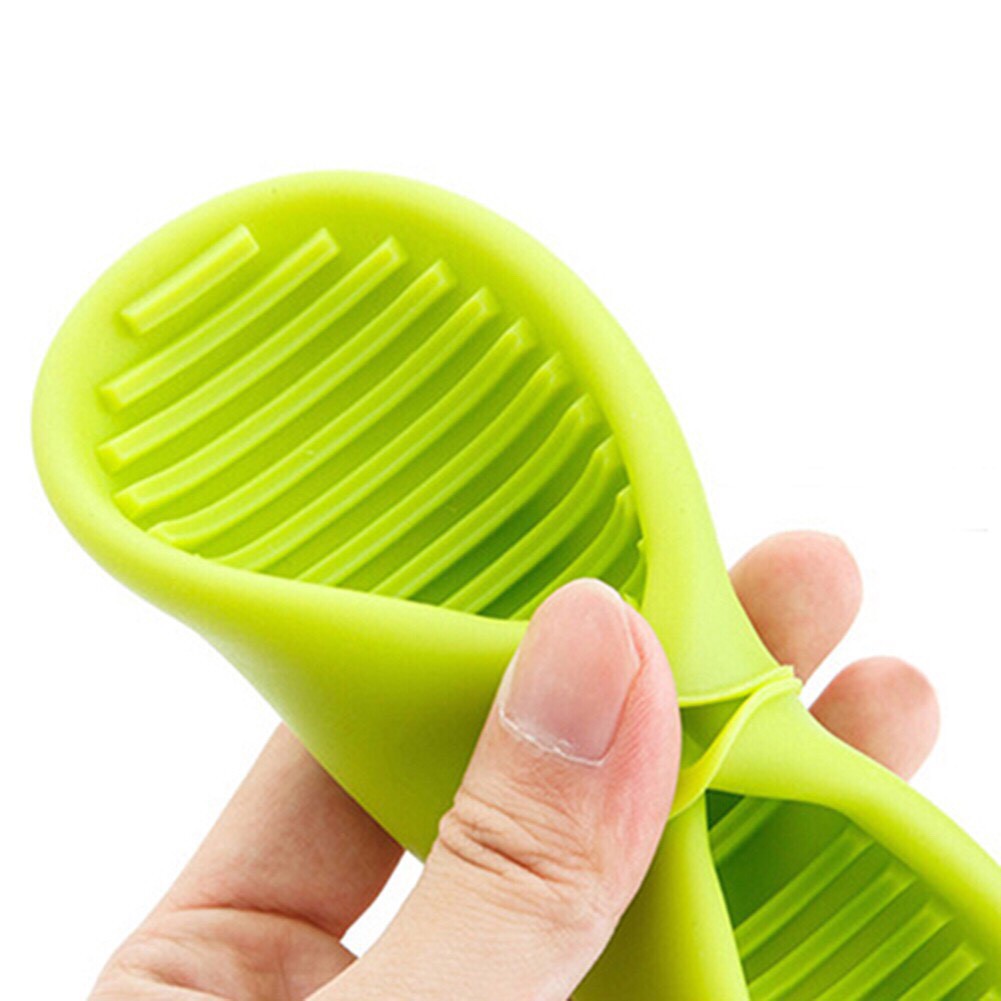 Bộ 2 miếng nhấc nồi silicon loại dày chống nóng