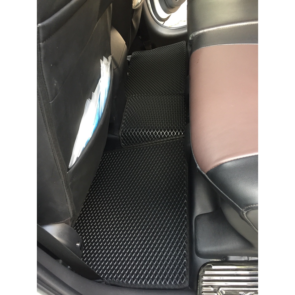 Thảm lót sàn ô tô Medicar xe Mitsubishi Xpander (2017 - Hiện tại) - chống nước, không mùi, ngăn bụi bẩn