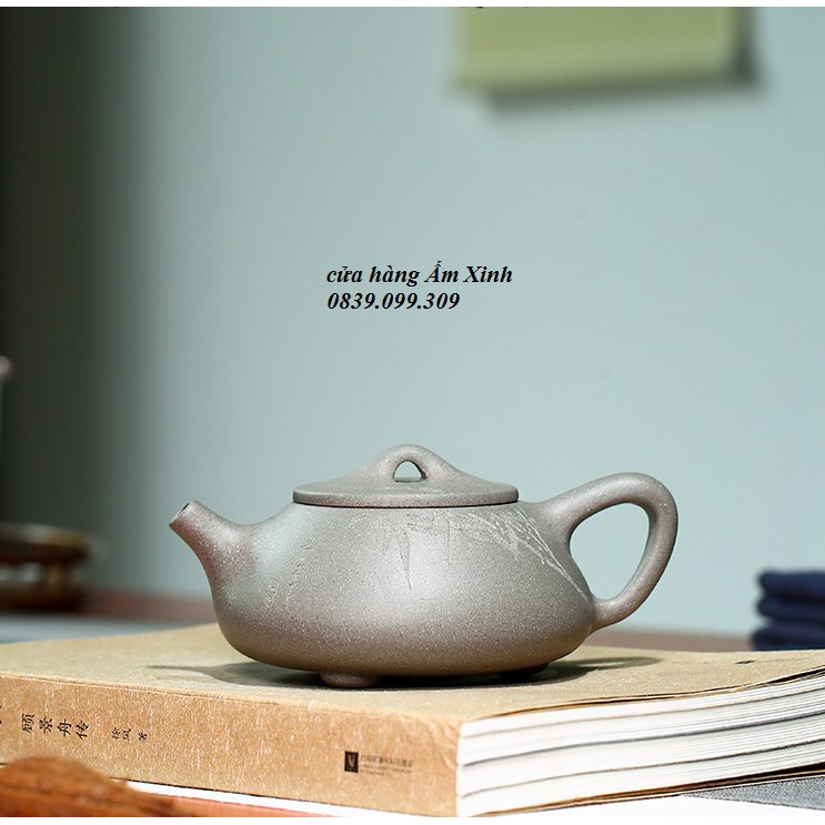 Ấm Tử Sa Nghi Hưng Thạch Biều 230 ml