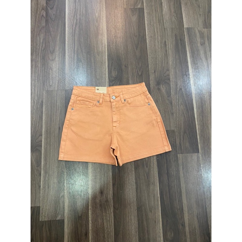 quần short màu