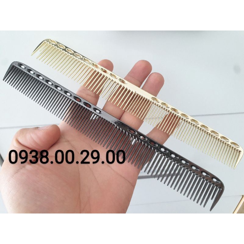 Lược Nhôm Cắt Tóc Nam Nữ Loại Tốt, Lược Nhôm Cao Cấp Chải Bám Tóc Mẫu Mới 18cm Và 21cm.