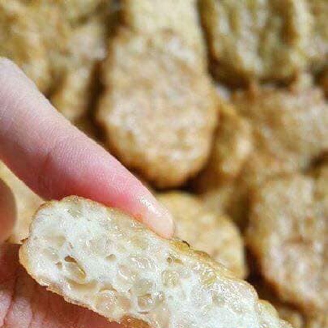 Chả cốm là một món ăn đặc sản Hà Nội