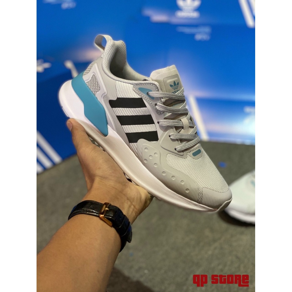 Giày Thể Thao Adidas XPLR