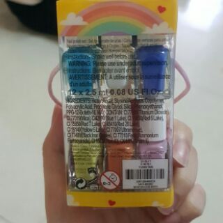 Sơn móng tay cho bé của Pháp