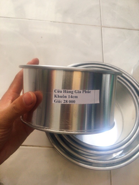 Khuôn làm bánh bông lan 14cm đáy liền