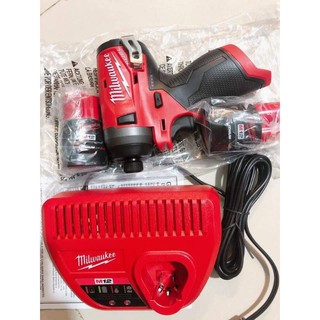 Nsv bắn vít milwaukee m12
