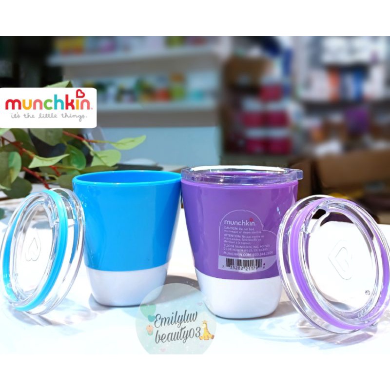 Ly uống nước chống đổ cho bé Munchkin