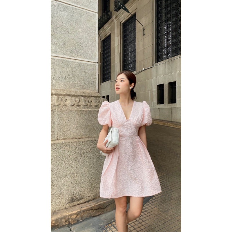 Đầm cổ V tay bí