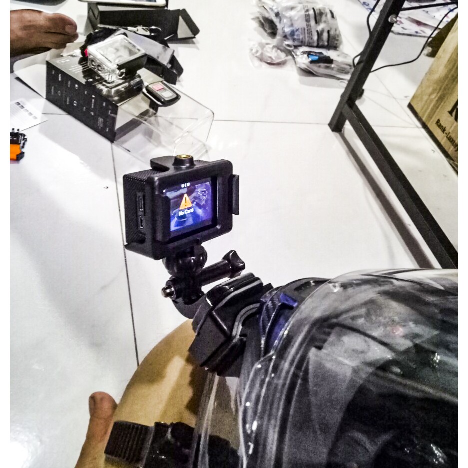 PASS gắn trước cằm trên nón bảo hiểm cho camera hành trình