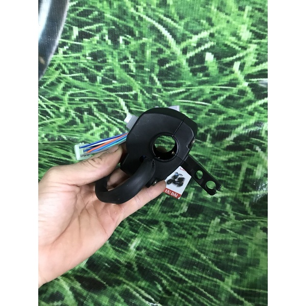 Cụm công tắc xinhan còi đèn xe điện xmen xe điện nịia bật tắt đèn bấm còi pha cốt đèn