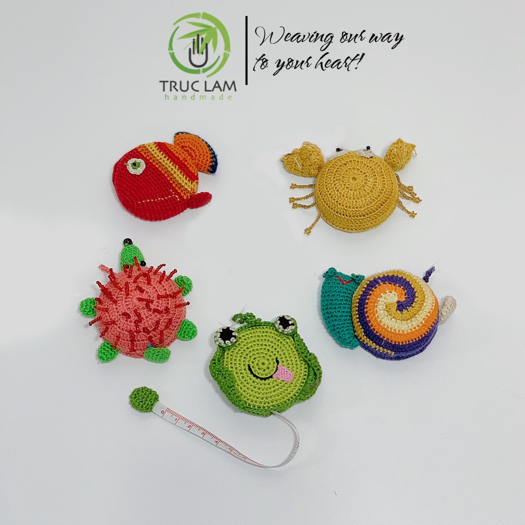 Thước Dây Cuộn Mini Rút Tự Động Đan Len Nhiều Màu Sắc A Trúc Lâm Handmade
