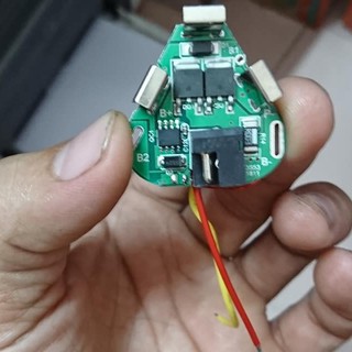 Vỏ pin 12v, mạch tam giác, có giắc sạc DC