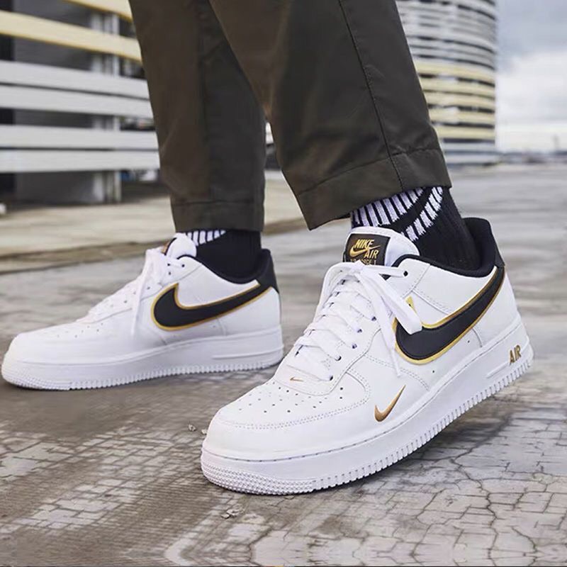 Giày thể thao nam nữ AF1 Trắng móc đen vệt vàng cổ thấp - Giày sneaker air force 1 Black Gold nam nữ Full Box