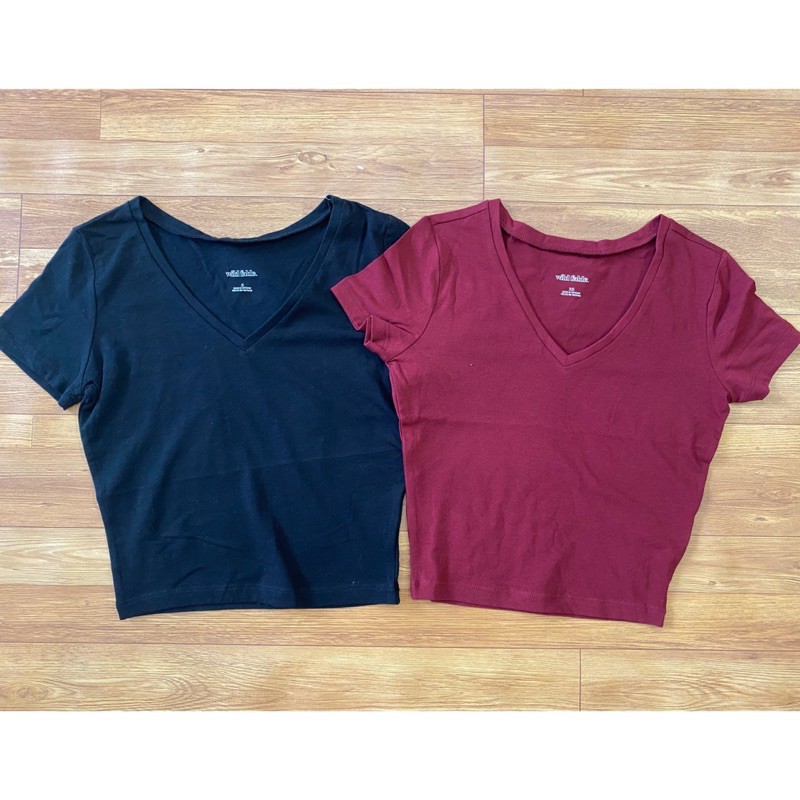 Áo Croptop Cổ Tim Wild Fable