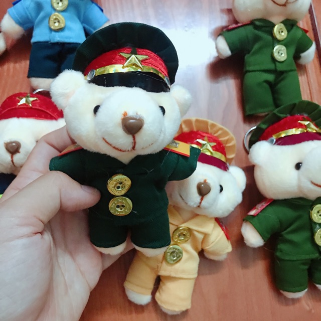 Móc khoá gấu bộ đội
