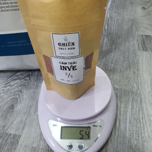 [CHÍNH HÃNG] Cám Thái Inve 3/5 - cám cá bảy màu lớn - 50g / 100g