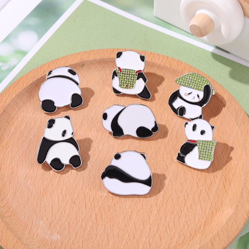 Ghim cài áo QIHE JEWELRY hình gấu trúc hoạt hình có 8 kiểu tùy chọn đáng yêu xinh xắn