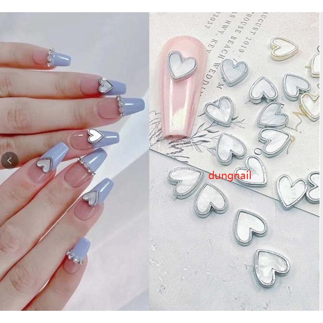 charm tim trang trí nail