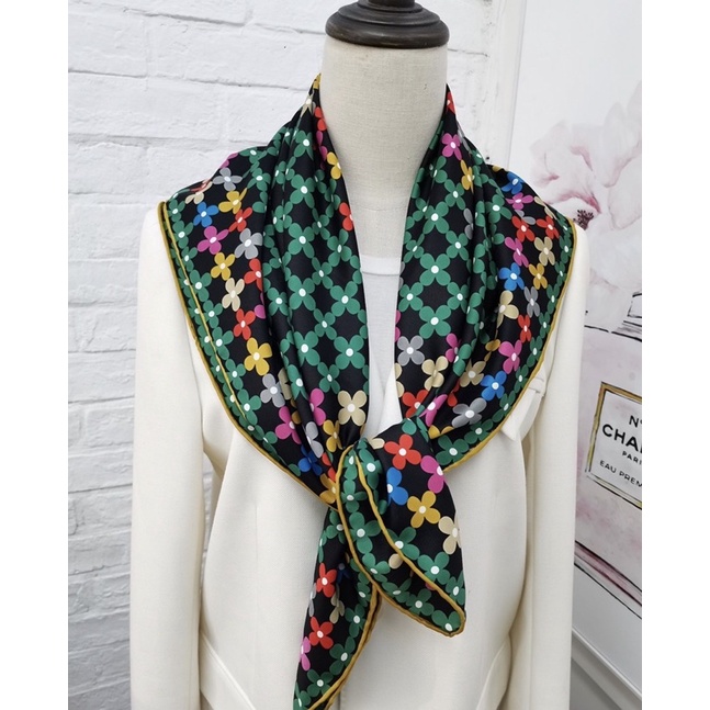 Khăn lụa cao cấp viền tay chất dày dặn - Khăn choàng thời trang 90x90cm