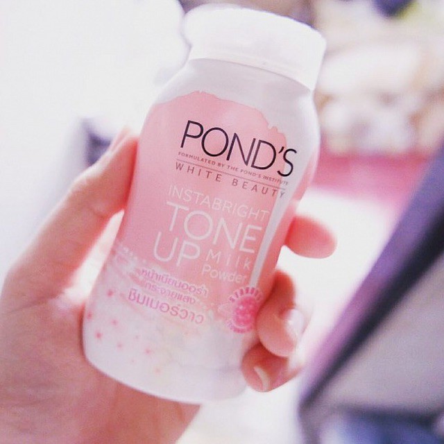 Phấn Phủ Nâng Tông Pond's White Beauty Instabright Tone Up Milk Powder 40g PONDS