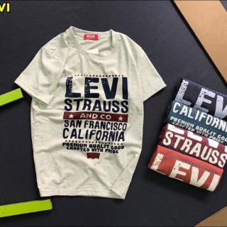 Áo cổ tròn in Levis