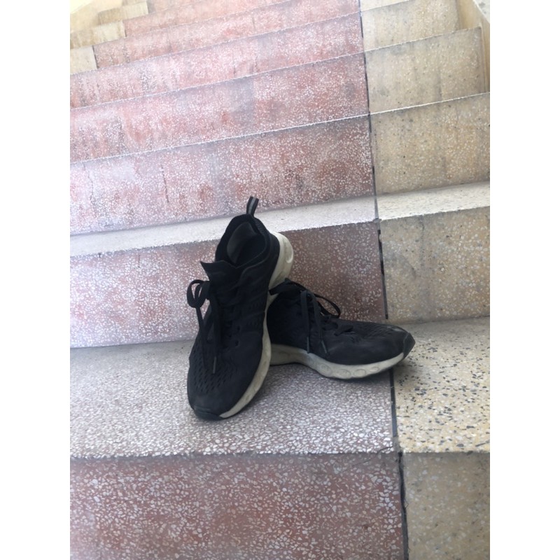 giày li ning gà của đạt